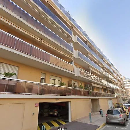 Superbe 3p Avec Terrasse, Plein Centre De Menton, Proche Et Commerces - Fr-1-196-358 Apartamento