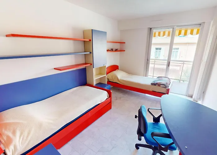 Superbe 3p Avec Terrasse, Plein Centre De Menton, Proche Et Commerces - Fr-1-196-358 芒通